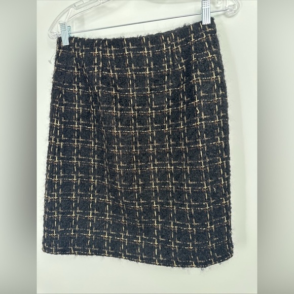 J McLaughlin Elm Skirt in Metallic Tweed. Wool & Mohair NWT Size 2 - Picture 6 of 6